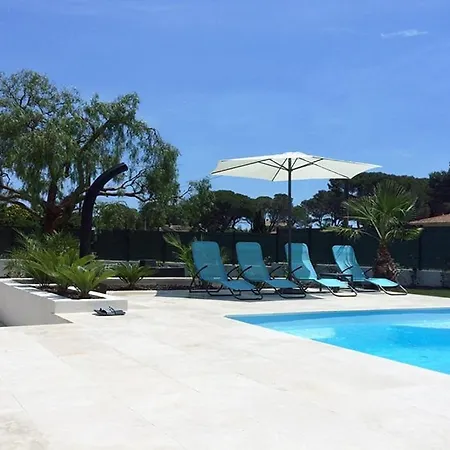 Willa Pirouschka Pool Downtown Within Walking Distance Saint-Raphaël