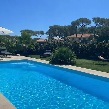 Pirouschka Pool Downtown Within Walking Distance 别墅 Saint-Raphaël
